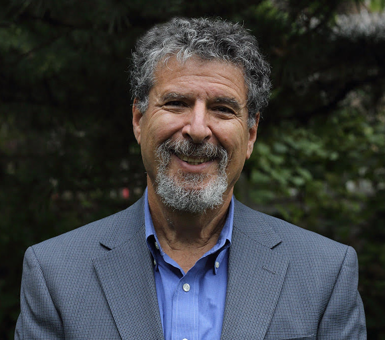 Dr. Sidney Horowitz, 2025 Recipient of the Howard Krieger Beacon Lifetime Achievement Award